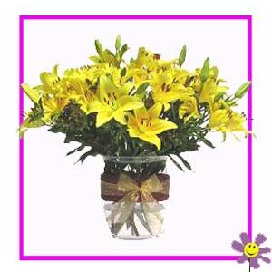 N-15-Y-LILLY-VASE-4